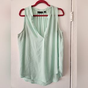 7th Avenue mint green tank top